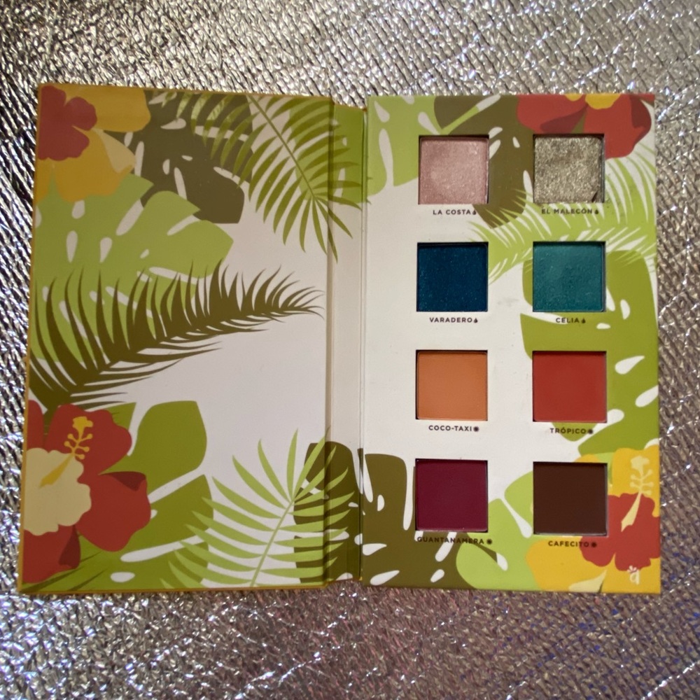 Alamar Cosmetics Palette